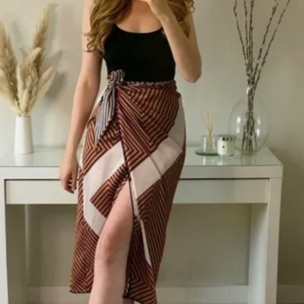 ZARA Wrapped sarong striped skirt